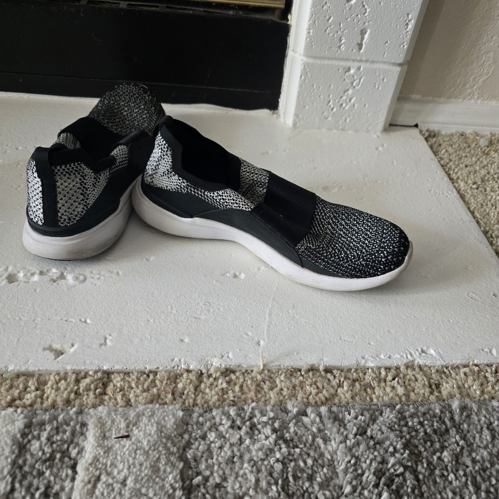APL Black and white womens size 8.5
